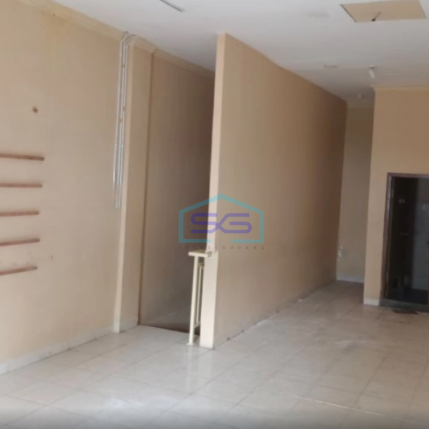 Dijual Ruko 1 Lantai Luas Bangunan  108 m² di Madiun Jawa Timur-4