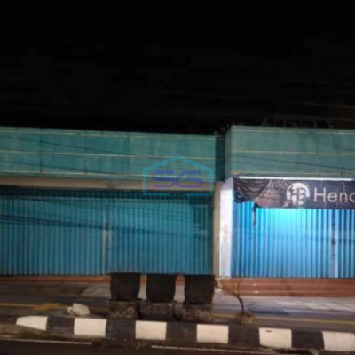 Dijual Ruko Lokasi Strategis Luas Tanah  212 m²  di Magetan Jawa Timur