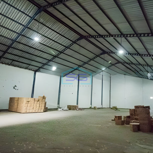 Dijual Ruang Usaha Lokasi Strategis di Sukun Malang Luas Bangunan 5700 m²-4