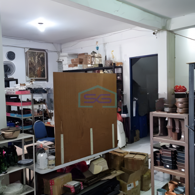 Dijual Ruko 3 Lantai Luas Bangunan  400 m² Lokasi Bebas Banjir di Surabaya