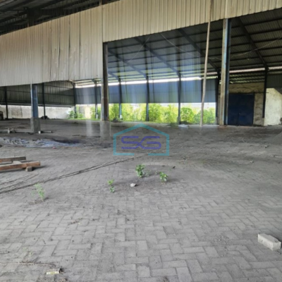 Dijual Gudang Siap Huni Luas Bangunan 4450 m² Lokasi Bebas Banjir di Sidoarjo