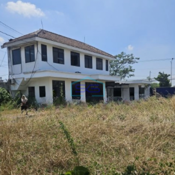 Dijual Gudang Siap Huni Luas Bangunan 4450 m² Lokasi Bebas Banjir di Sidoarjo-1