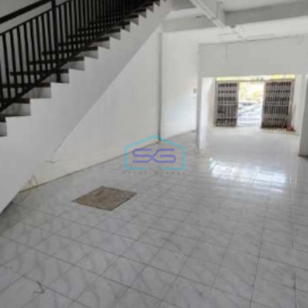 Disewakan Ruko Luas Bangunan 223 m² Lokasi Bebas Banjir di Surabaya-2