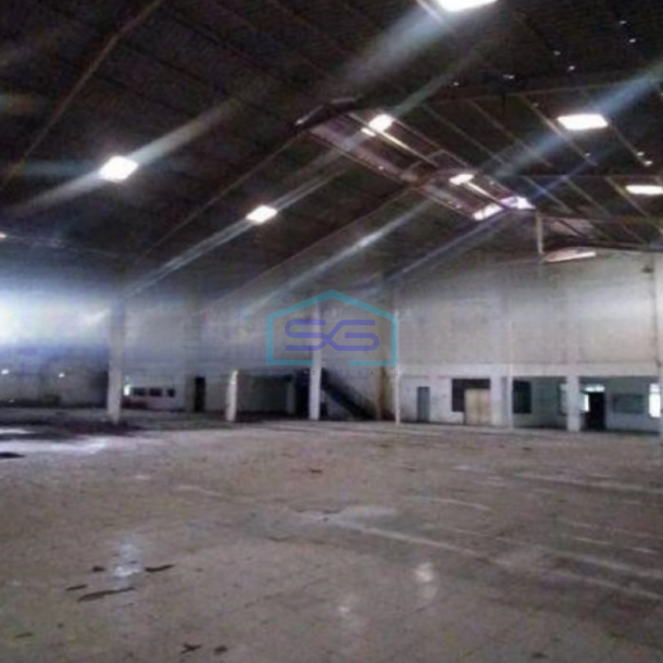 Disewakan Gudang Murah Luas Bangunan 6000 m² di Waru Sidoarjo-1