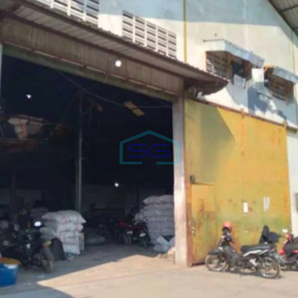 Disewakan Gudang Luas Bangunan  360 m² di Gununganyar Surabaya-1