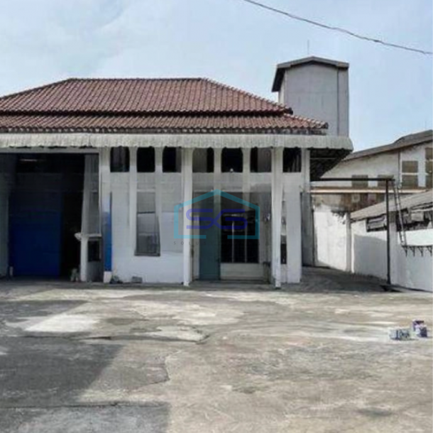 Disewakan Gudang Luas Bangunan  1120 m² di Surabaya-1