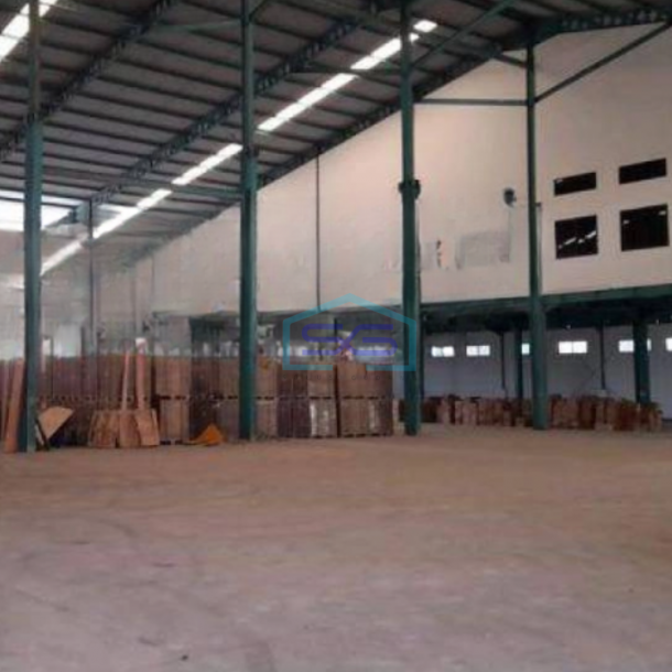 Disewakan Gudang Luas Bangunan 2740 m² di Rungkut Surabaya-1
