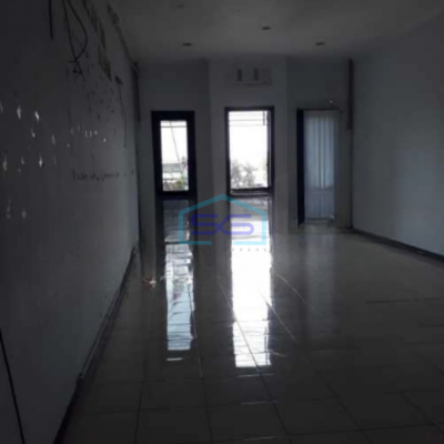 Disewakan Ruko 2 Lantai Luas Bangunan 154 m² di Waru Sidoarjo