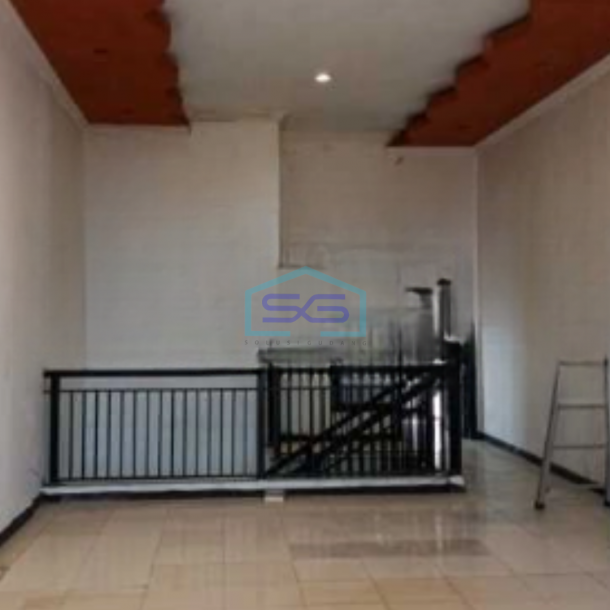 Disewakan Ruko Luas Bangunan  153 m² 2 Lantai di Waru Sidoarjo-2