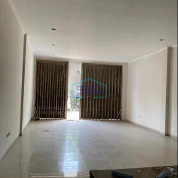 Disewakan Ruko 3 Lantai Luas Bangunan  198 m² di Rungkut Surabaya-2