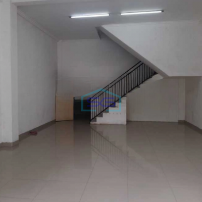 Disewakan Ruko 3 Lantai Luas Bangunan 270 m² di Rungkut Surabaya