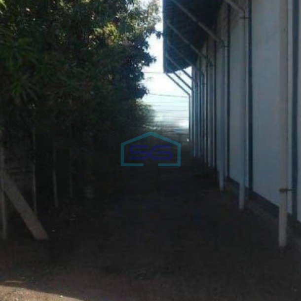 Dijual Gudang Ex Pabrik di Jalan Raya Menganti Gresik Luas Tanah  4500 m²-3