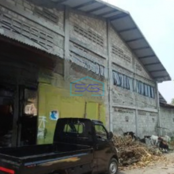 Dijual Gudang Ada Kantor Luas Bangunan  400 m² Lokasi Gununganyar Surabaya-3