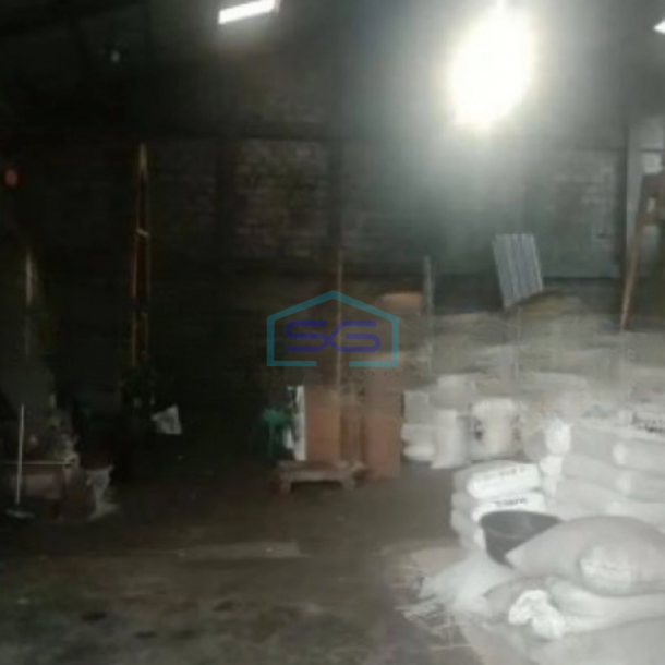 Dijual Gudang Ada Kantor Luas Bangunan  400 m² Lokasi Gununganyar Surabaya-2