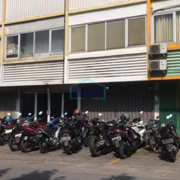 Disewakan Ruko 2 Lantai LB/LT 128/64 di Tambun Bizhub, Bekasi-1