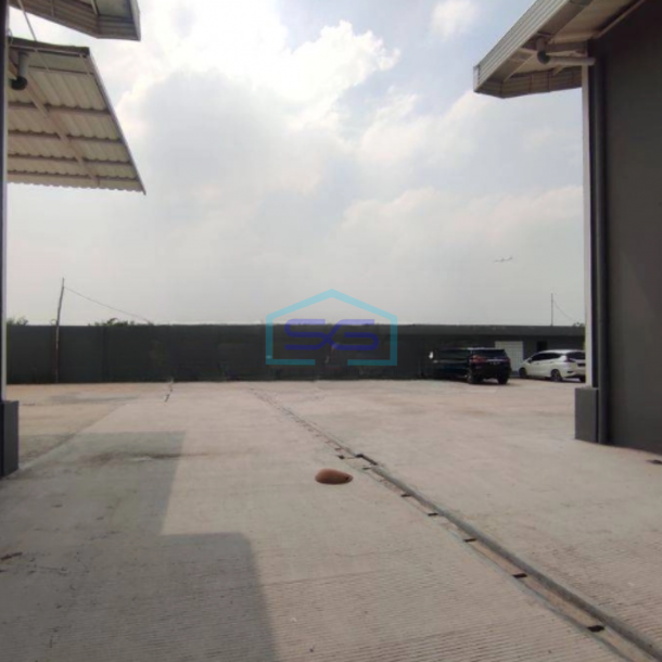 Disewakan Gudang Tersedia Loading Dock Luas Tanah 8000 m² di Sepatan Tangerang-1