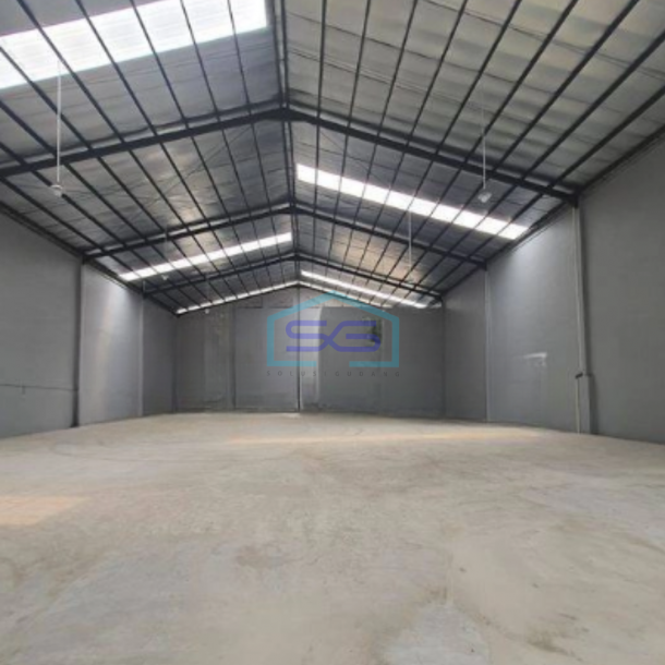 Disewakan Gudang 2 Lantai  di Cipondoh Tangerang Luas Tanah  800 m²-2