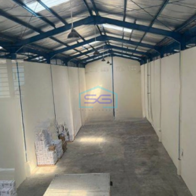 Disewakan Gudang 2 Lantai di Legok Tangerang Luas Tanah  384 m²
