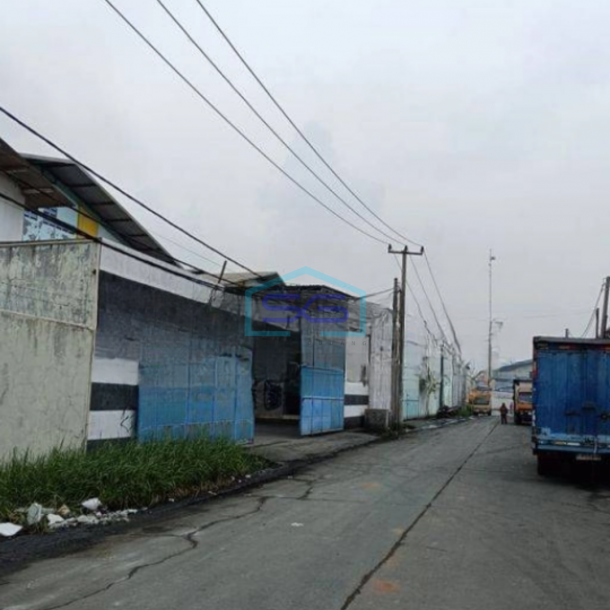 Dijual Gudang di Sentra Kosambil Dadap Tangerang Luas Tanah 1300 m²-2