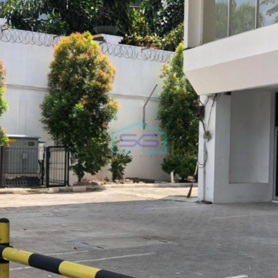 Disewakan Kantor Luas Bangunan 3500 m² di Gunung Sahari Jakarta Pusat