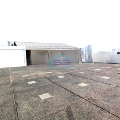 Dijual Ruang Usaha Luas Bangunan  1528 m² Lokasi Bebas Banjir di Tanah Abang Jakarta Pusat