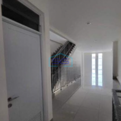 Dijual Ruko Luas Bangunan  270 m²  Lokasi Golf Island Jakarta Utara