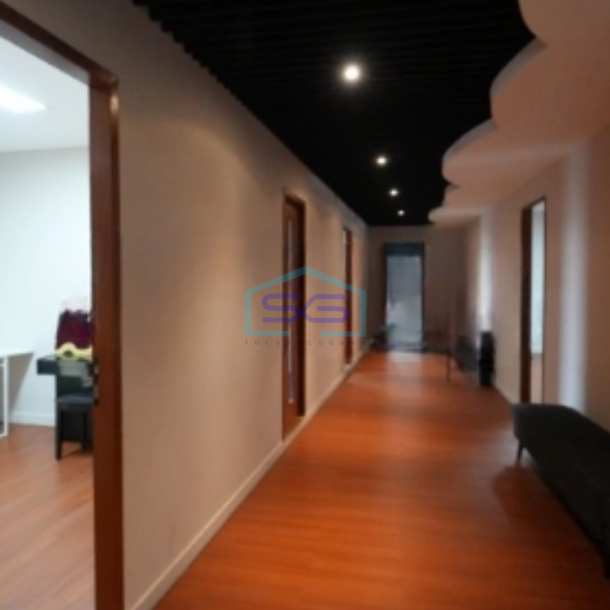 Dijual Kantor Luas Bangunan 3500 m² Lokasi Bebas Banjir di Jakarta Barat-2