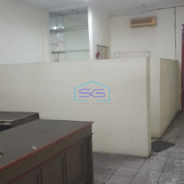 Dijual Ruko Lokasi Pinggir Jalan Jakarta Pusat Luas Tanah 115 m²-2