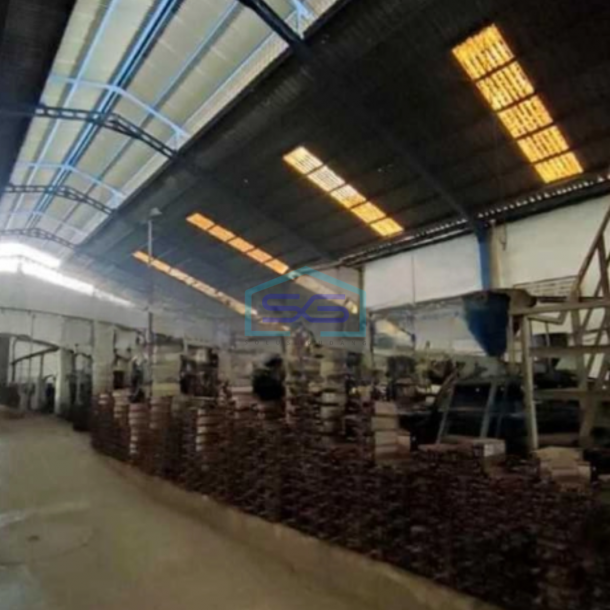 Dijual Gudang Ada Kantor Luas Bangunan  5500 m²  di Dadap Tangerang-3