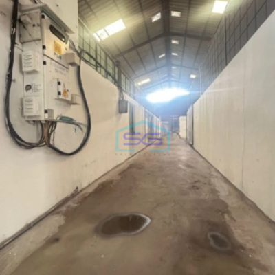 Disewakan Gudang Luas Bangunan  1600 m² Lokasi Bebas Banjir di Cipondoh Tangerang
