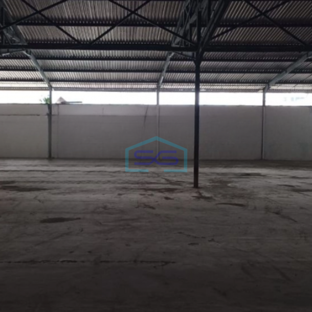 Disewakan Gudang Lokasi Strategis Luas Tanah  642 m² di Pluit Jakarta Utara-1