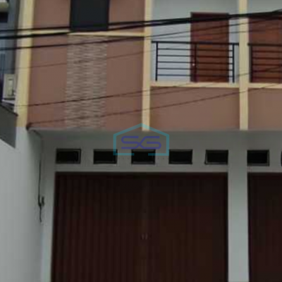 Disewakan Ruko 3 Lantai Luas Bangunan 202 m²  di Taman Kota Jakarta Barat