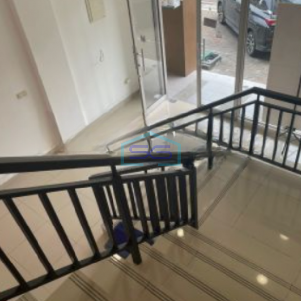 Disewakan Ruko Luas Bangunan   270 m² di Pantai Indah Kapuk Jakarta Utara-2