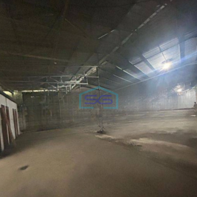 Disewakan Gudang Kavling DPR Cipondoh Tangerang Luas Tanah 1600 m²