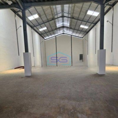 Disewakan Gudang Jl Raya Peternakan Jakarta Barat Luas Tanah 750 m²