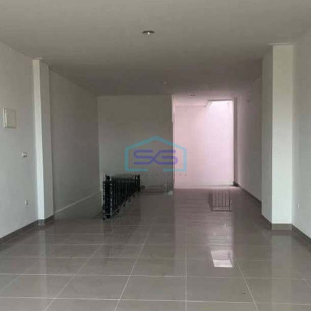 Dijual Gudang Hadap Jalan di Golf Island PIK Jakarta Utara-1