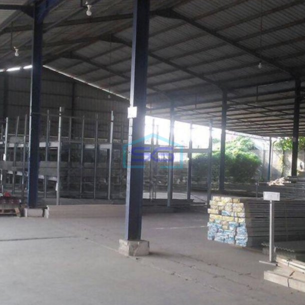 Dijual Gudang di Legok Tangerang Akses Container Luas Tanah 5270 m²-1
