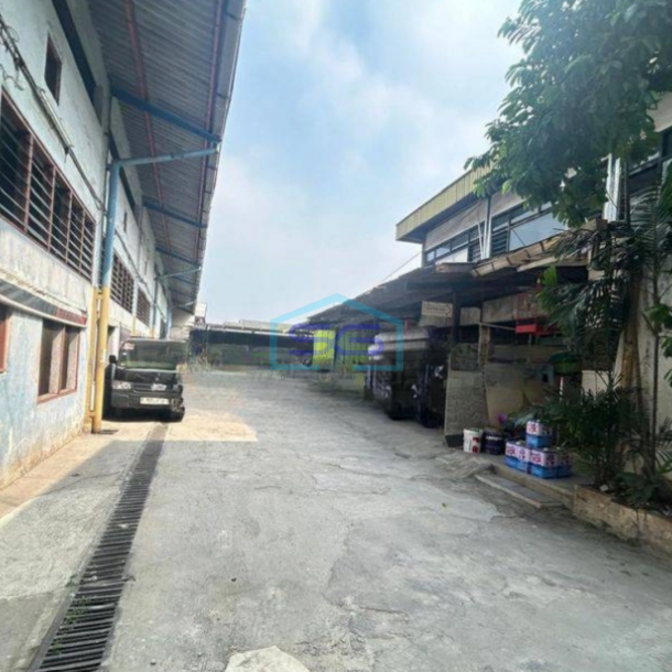 Dijual Gudang di Slipi Palmerah Jakarta Barat Luas Tanah 3465 m²-1