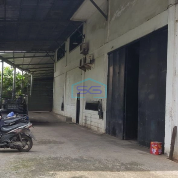 Dijual Gudang Ada Kantor Luas Tanah  1635 m² di Daan Mogot Jakarta Barat-2