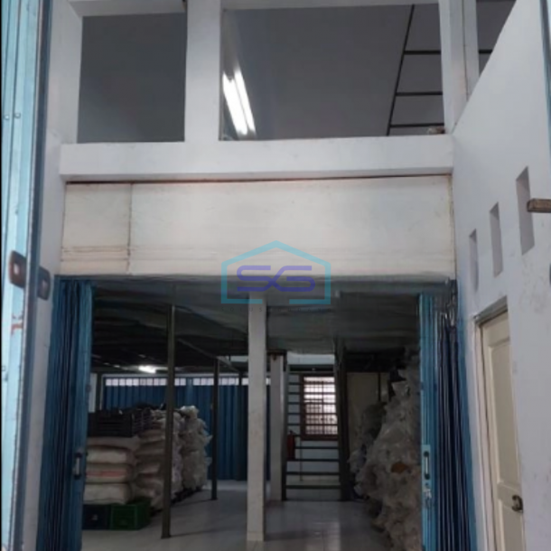 Dijual Gudang Ex Gudang Textile Luas Taanh  400 m² di Jakarta Barat-2