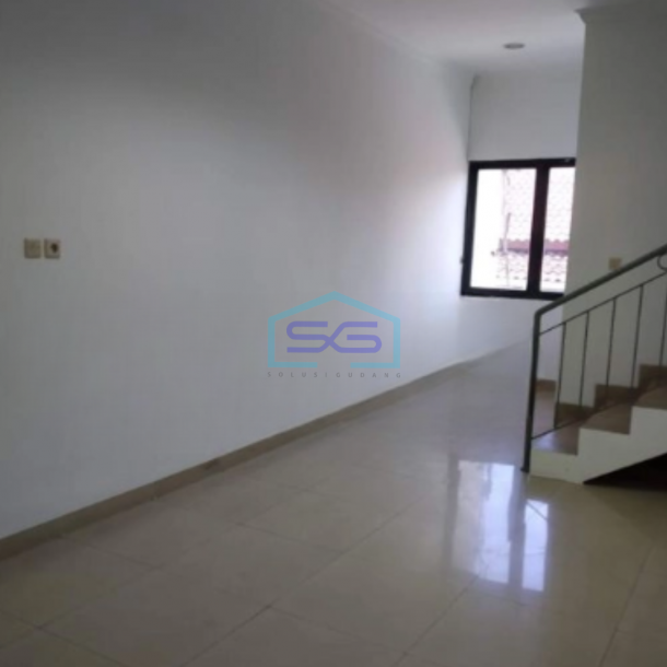 Disewakan Ruko 3 Lantai Luas Tanah  192 m² di Tomang Jakarta Barat-1