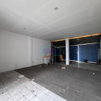 Disewakan Gudang Luas Bangunan  400 m² di Pinggir Jalan Pesanggrahan Jakarta Selatan