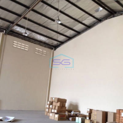 Disewakan Gudang Ada Kantor Lokasi Sangat Strategis di Cipondoh Tangerang Luas Bangunan 300 m²