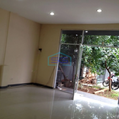 Disewakan Gudang Lokasi Strategis dan Bebas Banjir di Cipondoh Tangerang Luas Tanah  360 m²