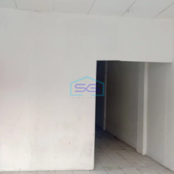 Dijual Ruko 3 Lantai di Duri Kosambi Jakarta Barat Luas Bangunan 200 m²-2