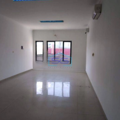 Disewakan Ruko 3 Lantai di Tomang Jakarta Barat Luas Tanah 192 m²