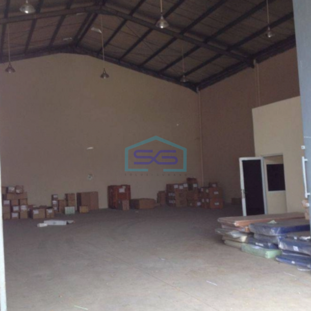 Disewakan Gudang Plus Kantor Luas Tanah 360 m² di Cipondoh Tangerang-1