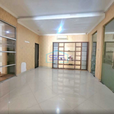 Disewakan Ruang Usaha untuk Kantor di Harapan Indah Bekasi Luas Bangunan 380m2
