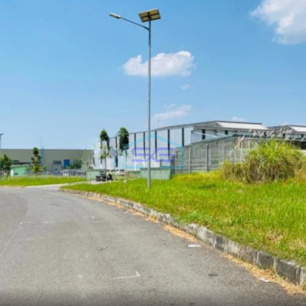 Dijual Tanah Di Kawasan Indsutri Karawang Jawa Barat Luas Tanah 3.5 Ha-1