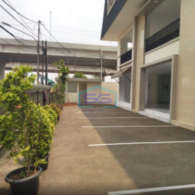 Disewakan Gedung Kantor 3 Lantai di Kalimalang Jakarta Timur Luas Bangunan 1200m2-1
